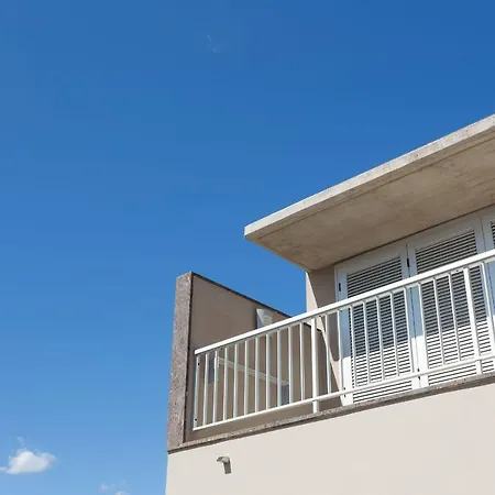 Apartment Renovated In El Poris